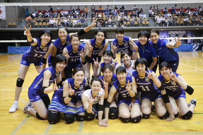 埼玉上尾メディックスが3年ぶり2回目の優勝となった。