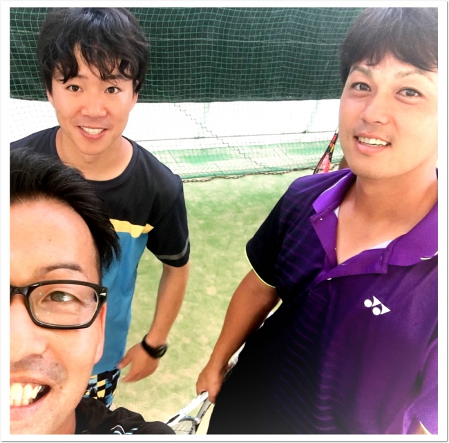 YONEX柴田選手、花田コーチありがとうございました。(セルフィー写真はITC真砂コーチ(左))