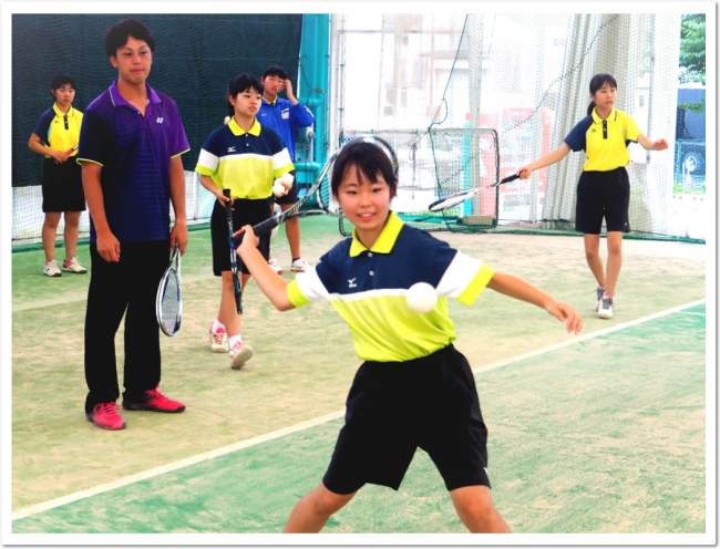 「健全な心と身体の育成」ITCテニススクールのジュニアプログラム