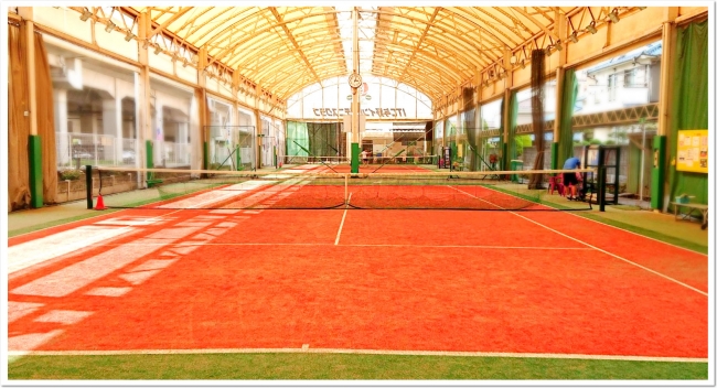 ITC与野インドアテニスクラブは砂入り人工芝コート＆クラブハウスが全面リニューアル完了
