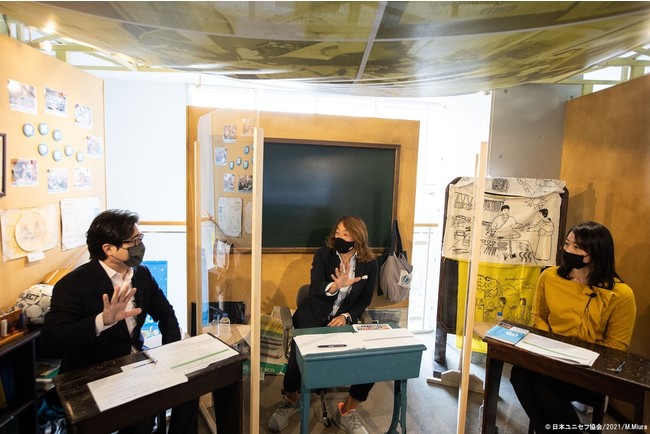 北澤豪さん、ジョン・カビラさん、井本直歩子さんが番組をナビゲート。© 日本ユニセフ協会_2021_M.Miura