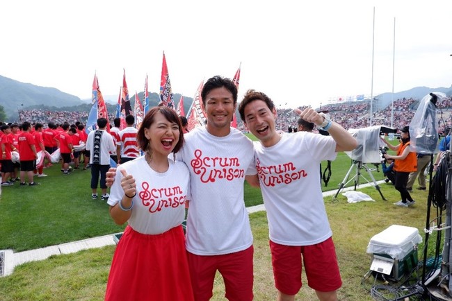 写真左より　歌手・田中美里さん、元ラグビー日本代表・廣瀬俊朗さん、歌手・村田匠さん
