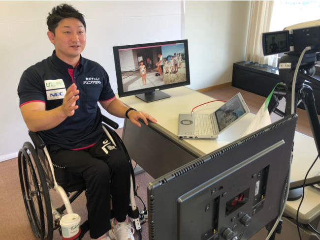 6月1日、戸田講師は愛知県の小学生にオンライン授業を実施