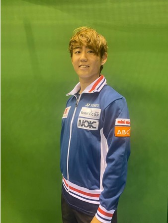 プロテニスプレーヤー西岡良仁 「今後の日本選手の未来のため、自分が現役として影響力を持ち合わせているうちに次世代の選手が活躍するためのインフラが作りたい」という想いから「Yoshi’sCUP」をスタート。Youtubeでの発信も注目を集めている。