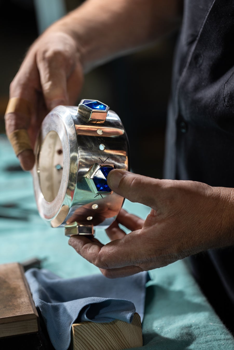 BCリーグの栃木ゴールデンブレーブスに所属するお笑いコンビ「ティモンディ」高岸宏行投手のアクリルスタンドが8月20日に発売!