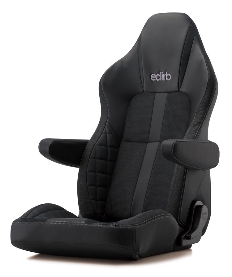 競泳の池江璃花子選手のコレクションで初めて環境配慮素材を使用 「Ri Collection」ライフスタイル品第三弾発売