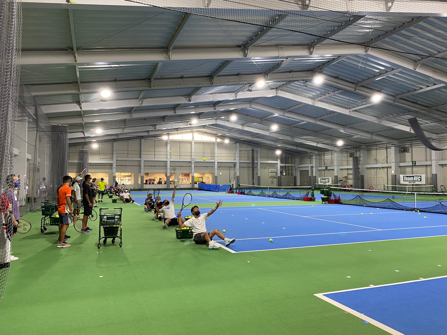 名プレーヤーが愛用した歴史的サッカースパイク プーマ パラメヒコのアパレルが登場!!「PUMA PARA MEXICO APPAREL COLLECTION」が、スーパースポーツゼビオにて発売!