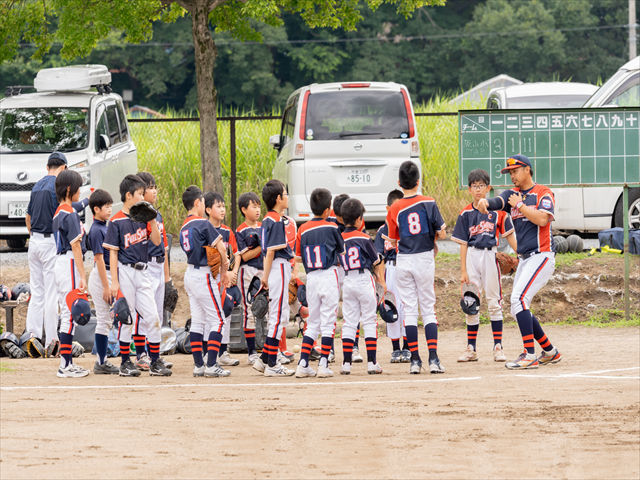 日本最大級の少年野球チーム『フルスイングベースボールスクール』
がユニフォームセットのプレゼントキャンペーンを3月に実施！　
～埼玉県を拠点に20拠点350名！17,000円相当のプレゼント～