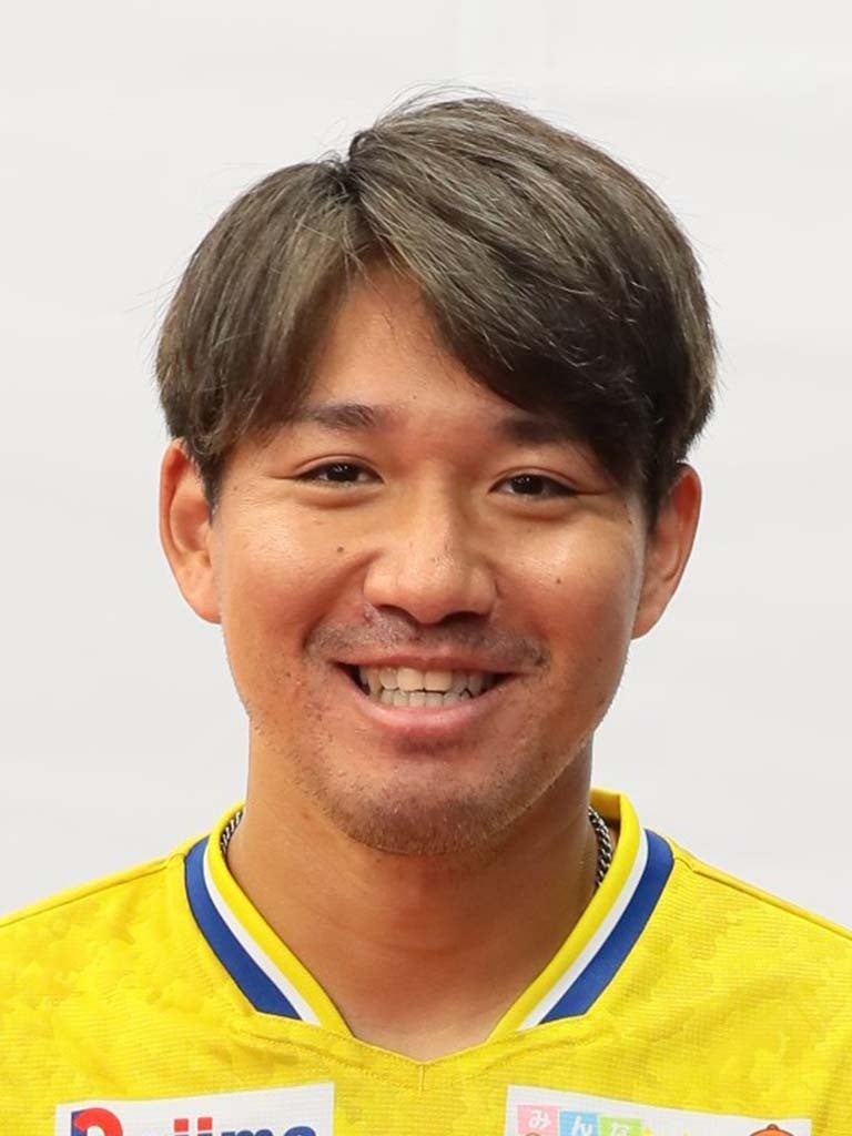 レイラック滋賀FCがリーグ3位につけ4/16(日)ホームゲームを迎える。勝ち点3を獲得して首位を奪取。当日試合前には県内8箇所で開校するスクール生を対象に、選手から直接指導を受ける特別練習会も開催