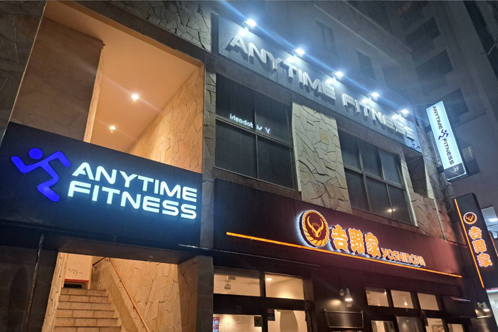 OAKLEY PRIZMが叶える最高な時間：色彩を際立たせ視界のノイズを排除する革新的レンズテクノロジー