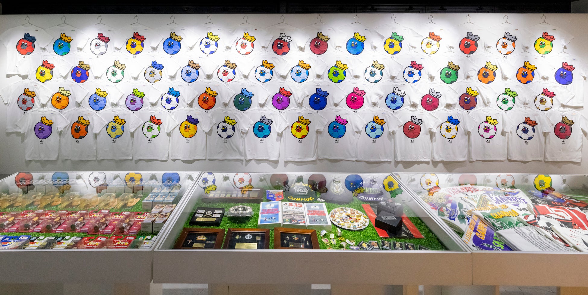 Ｊリーグの30年を振り返るギャラリー展示やコラボ商品の販売など、4月26日よりBEAMS JAPAN各店で日本のサッカー文化を盛り上げる「BEAMS SOCCER」プロジェクト第一弾がスタート