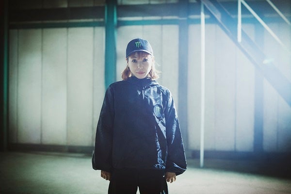 「ミズノ」と「洋服の青山」共同企画のバックパック第4弾を発売 出張機会の増加に合わせて新モデルを企画、最大約27ℓの収納力