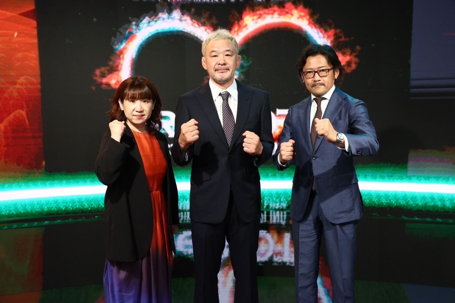 バレーボール日本代表チームの秘蔵写真をコンビニプリントで