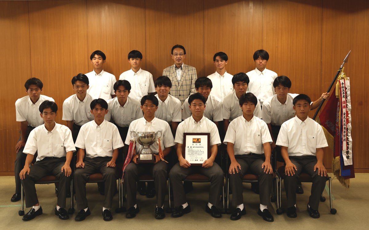 HOKAから安定性とクッション性に優れた全路面対応ランニングシューズ「STINSON 7」が8月1日(火)より新登場！