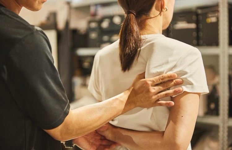 スポニチ「宝塚歌劇特集号23年春」を5名様にプレゼント!