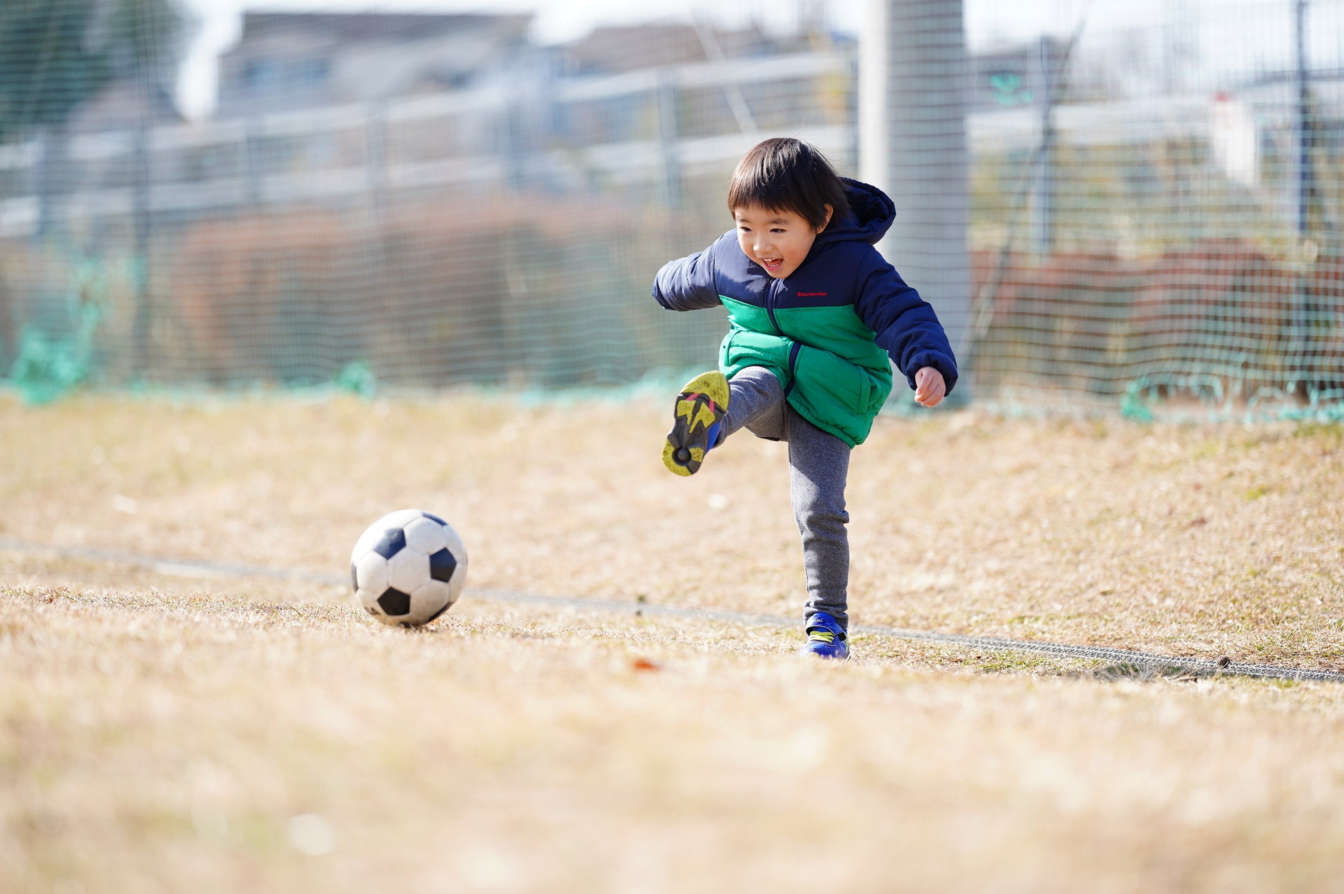 【サッカー短期教室開催】朝日町で子どもたちに人気のサッカースクールが「冬季短期サッカー教室」を開催
