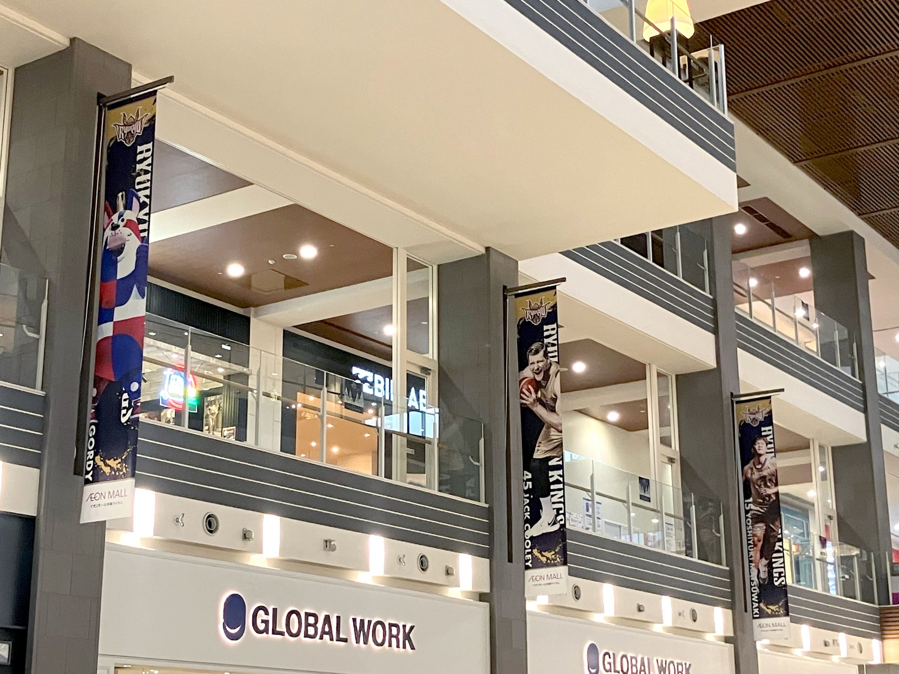 ニューバランス公式オンラインストアにて11月30日（木）より7日間の「Cyber Sale」開催