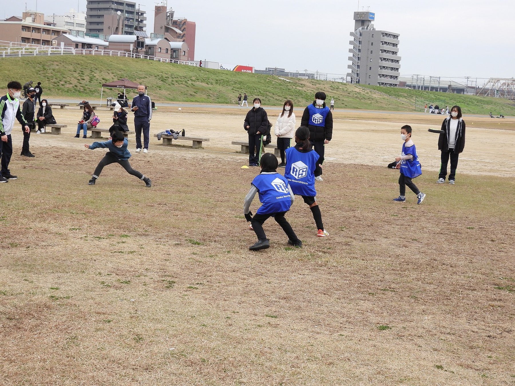 【1/9(火) 申込開始！】「冬のスポーツ体験会！～マイナースポーツに挑戦！～」を開催！ (淀川河川公園)