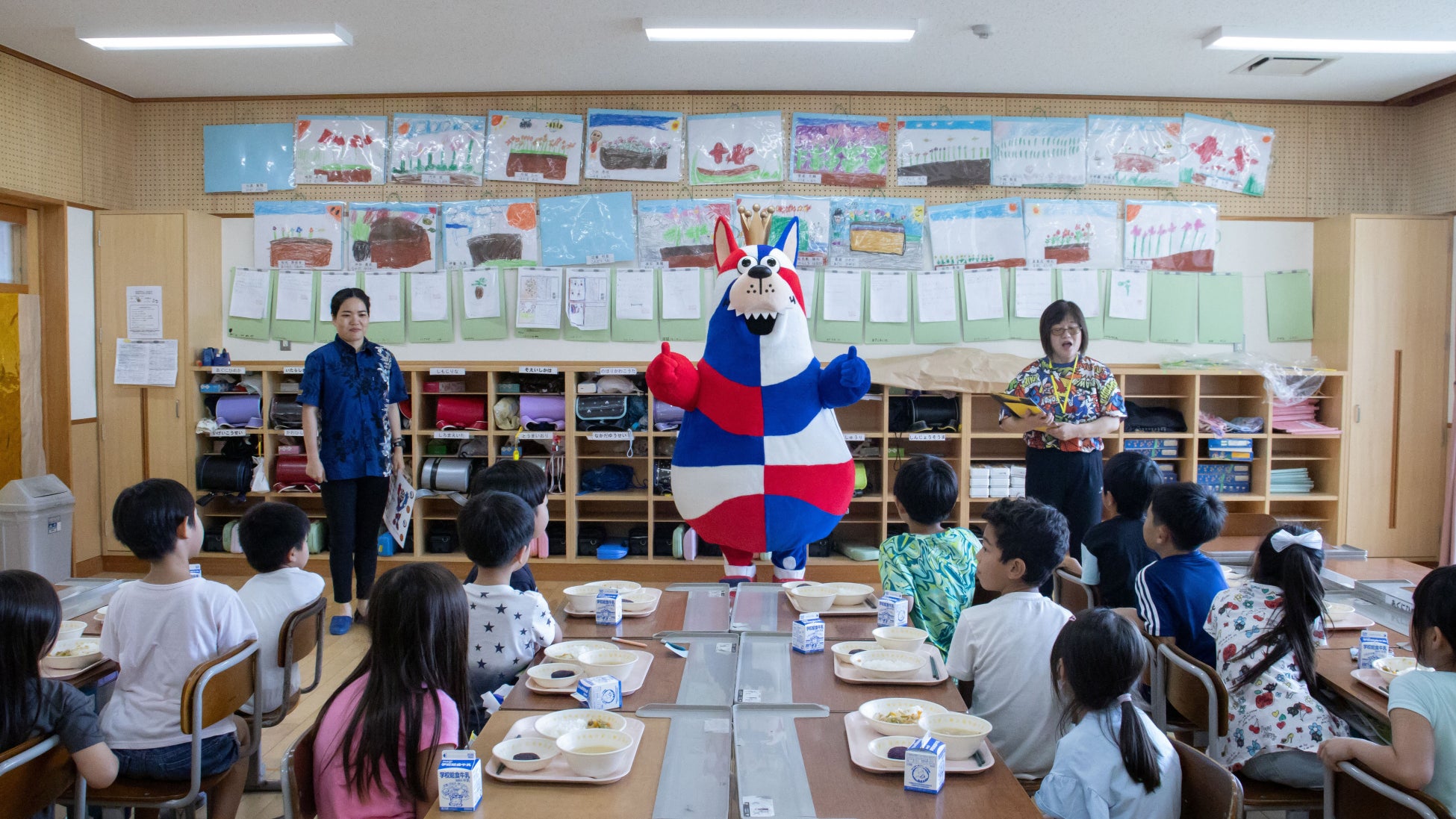 「琉球ゴールデンキングスデザイン海苔」沖縄県内の小中学校の給食で提供開始！