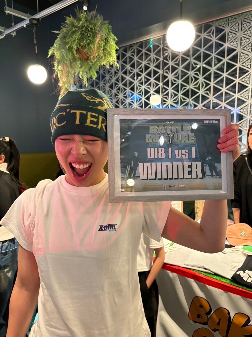 B-boy RA1ON、B-girl NANOHAがB-boy Shigekixと出場した『Old School Night』にて優勝