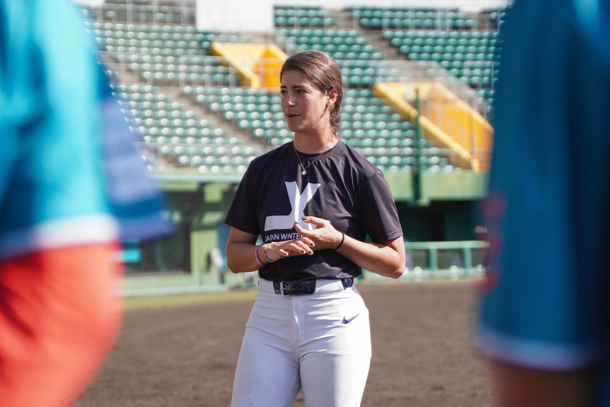 世界的ブレイクダンサーAMI選手とAYUMI選手によるダンスバトルを特別生披露!「踊る、マルノウチ。つながる、ブレイキン。〜サイファーでつながる○と縁〜」 3月2日(日)開催