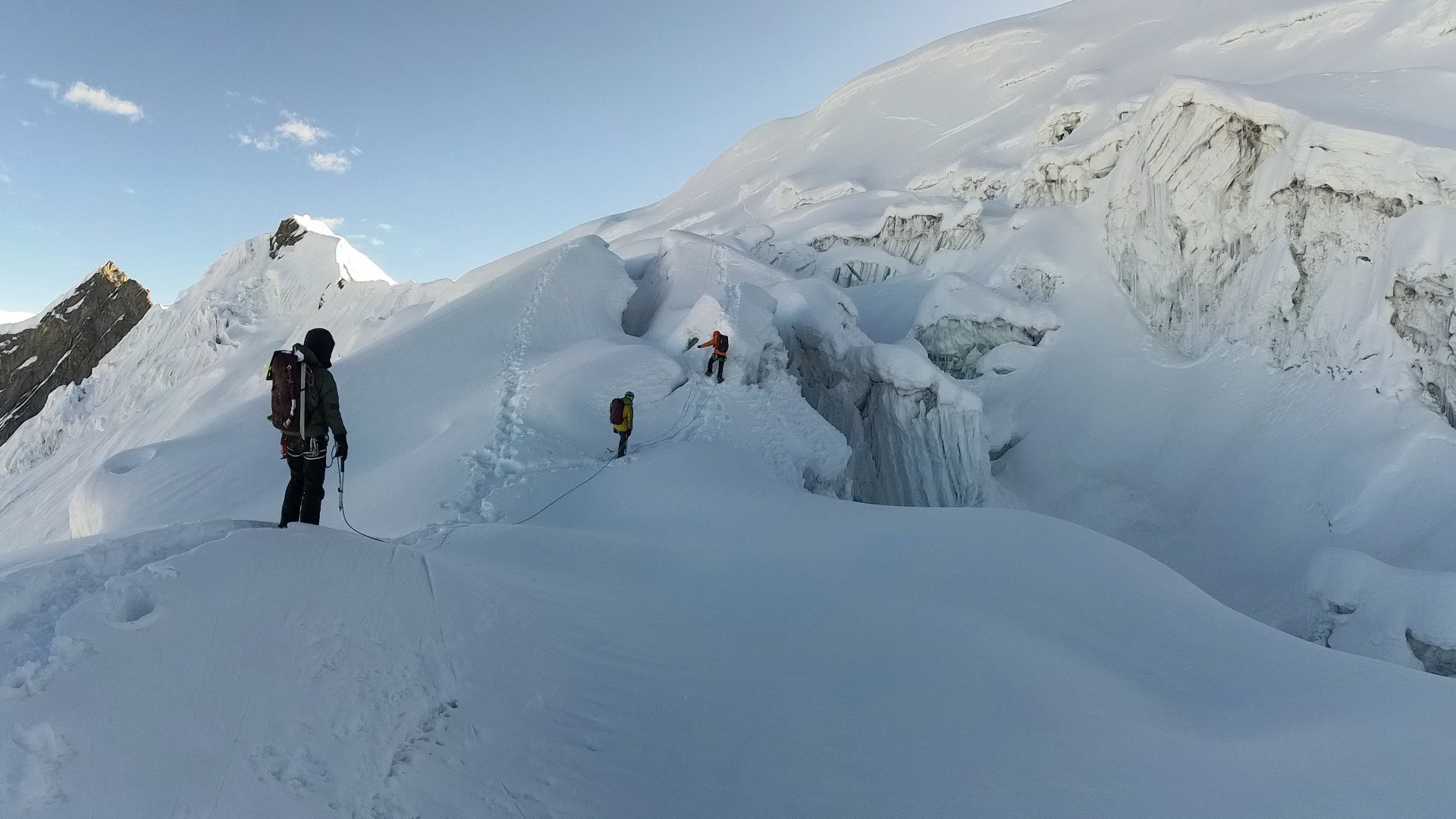 日本初の【スケルトン×Visa青色ホログラム】デザイン採用！「スポーツポイントカード誕生」～2025年2月12日（水）より発行開始～