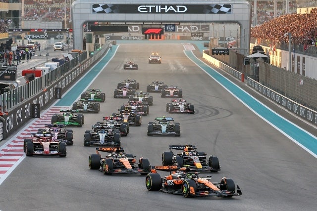 楽天、「ヴィッセル神戸」と「楽天イーグルス」の本拠地において新たなスタジアム正面ビジュアルを掲出し、写真投稿キャンペーンを実施