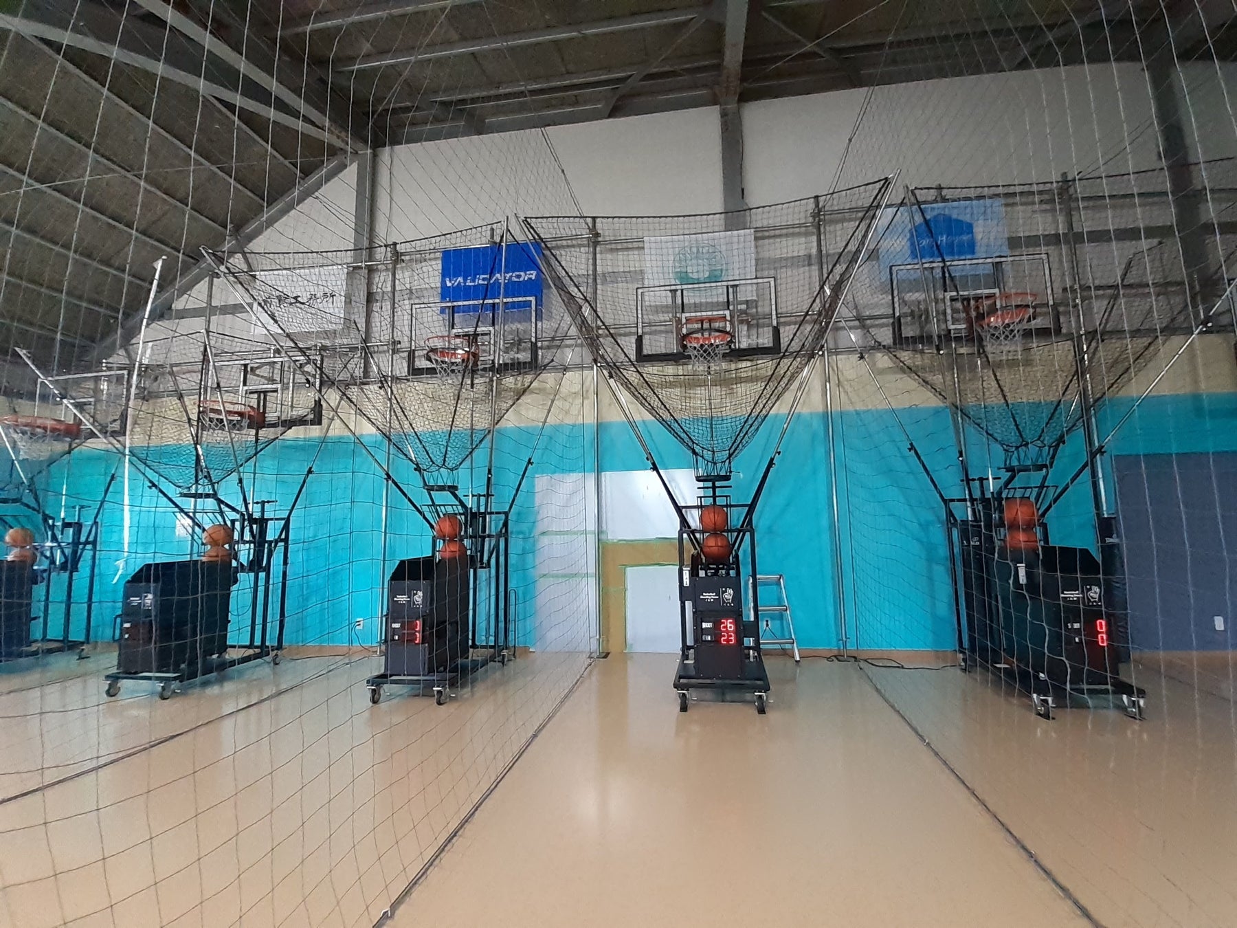 番組『球界のアンチテーゼ～新庄剛志と北海道日本ハムファイターズ「３年目の約束」～』をUHBで放送。