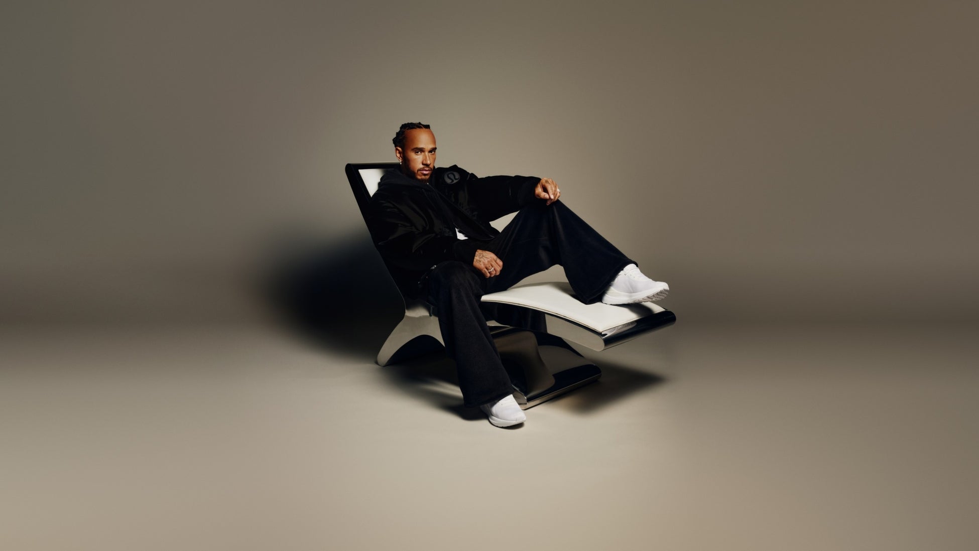 【 静岡県 × eiicon 共創事例 】ラグビー「静岡ブルーレヴズ」×移動エコ活アプリ「moveco」、ファン、地域、環境にやさしいサステナブルな試合実現を目指す実証実験を行います。