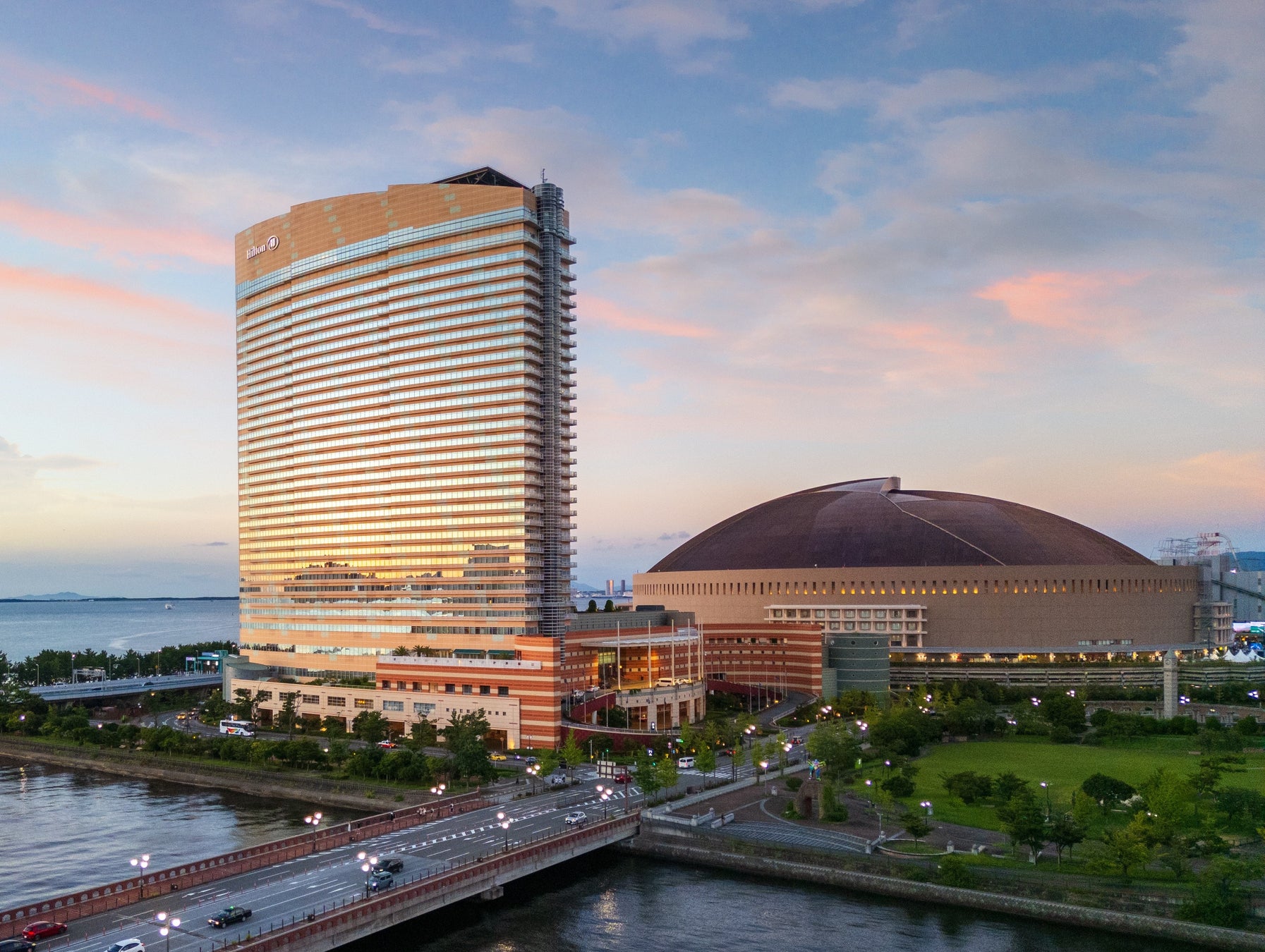 ヴィアティン三重女子バレーボールチームとの地域振興に関する協定の締結およびイベントの開催について