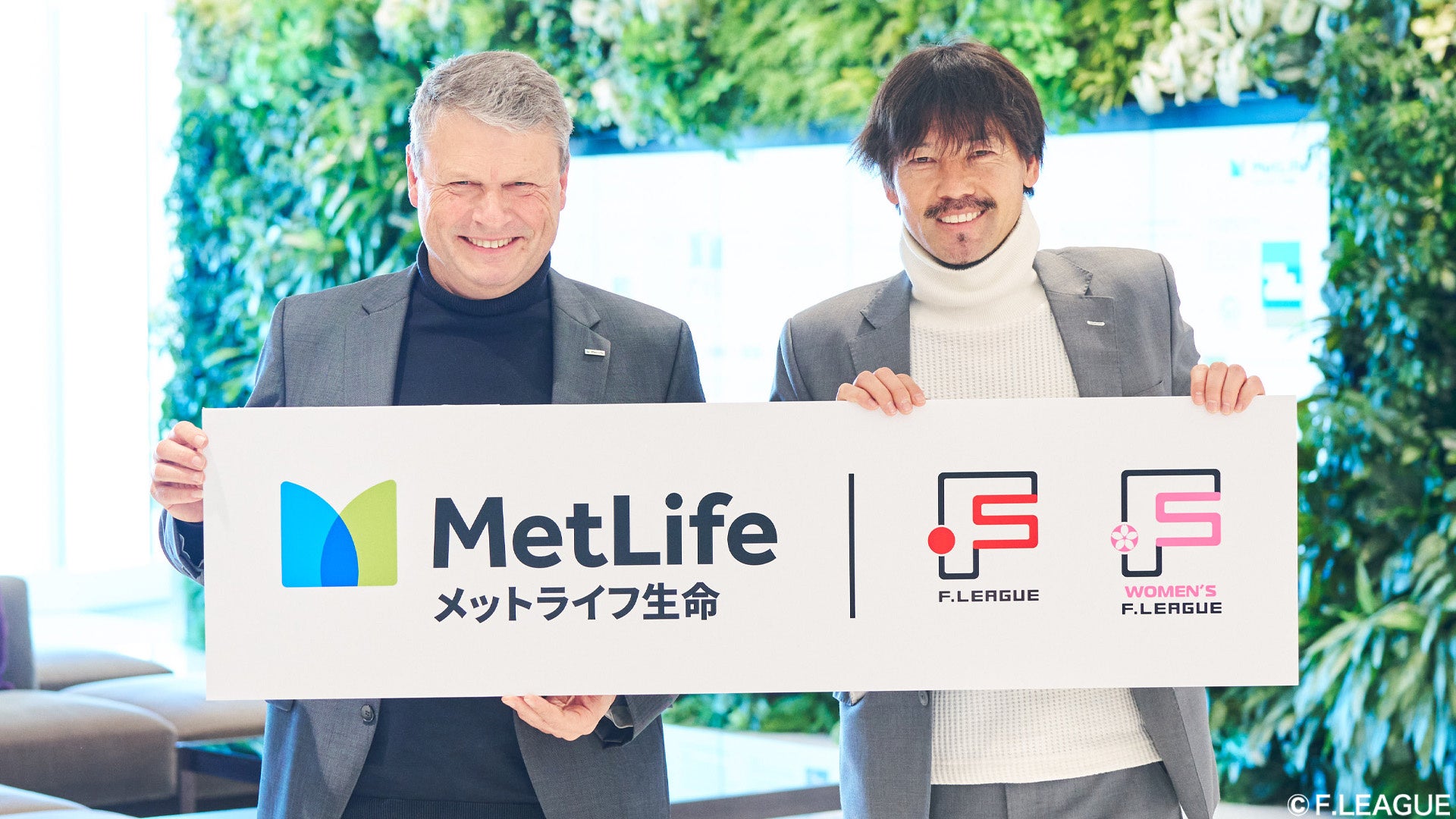 SMART GOLF 新業態「スマゴル」にGOLFZON最新 弾道測定器導入