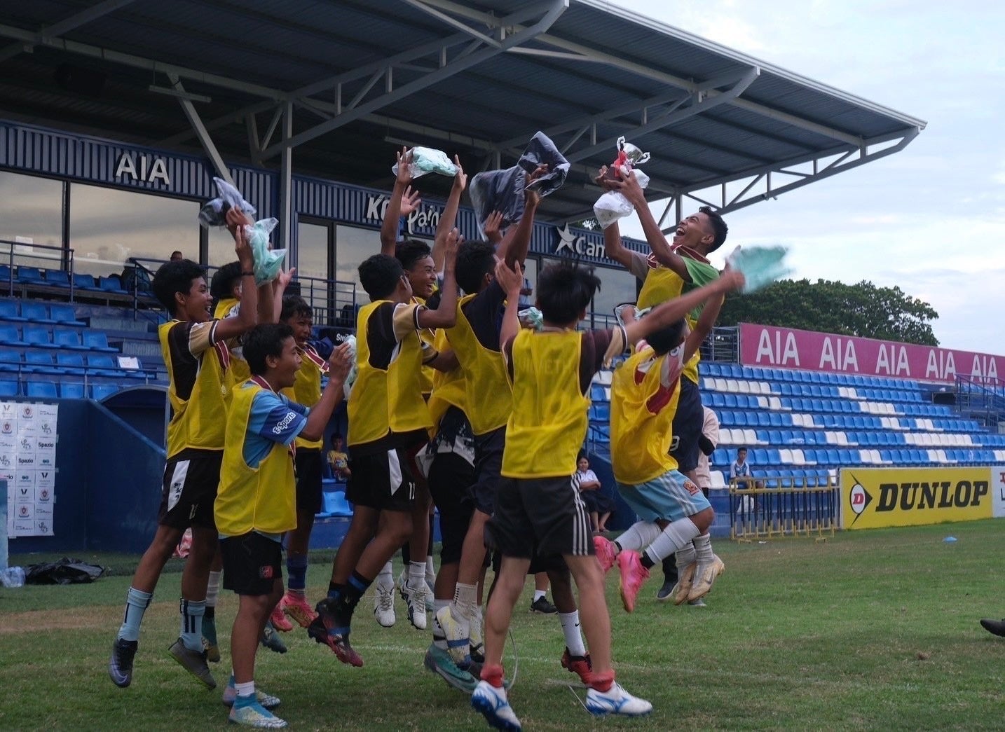 「東建ホームメイトカップ2025」開幕!全国の絶品グルメが集まる「YATAIフェス!」がコラボ開催!