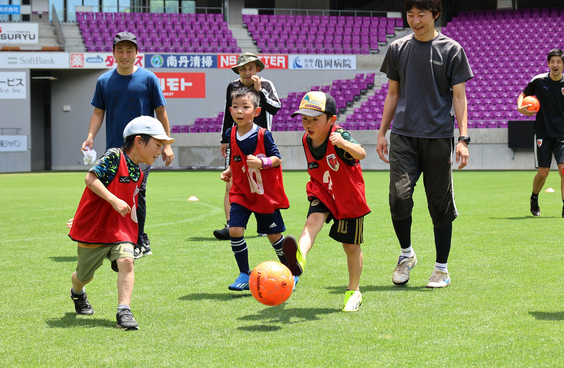 安全性と快適性を両立した子ども用アイガード『PIVOTE(ピヴォーテ)』を発売