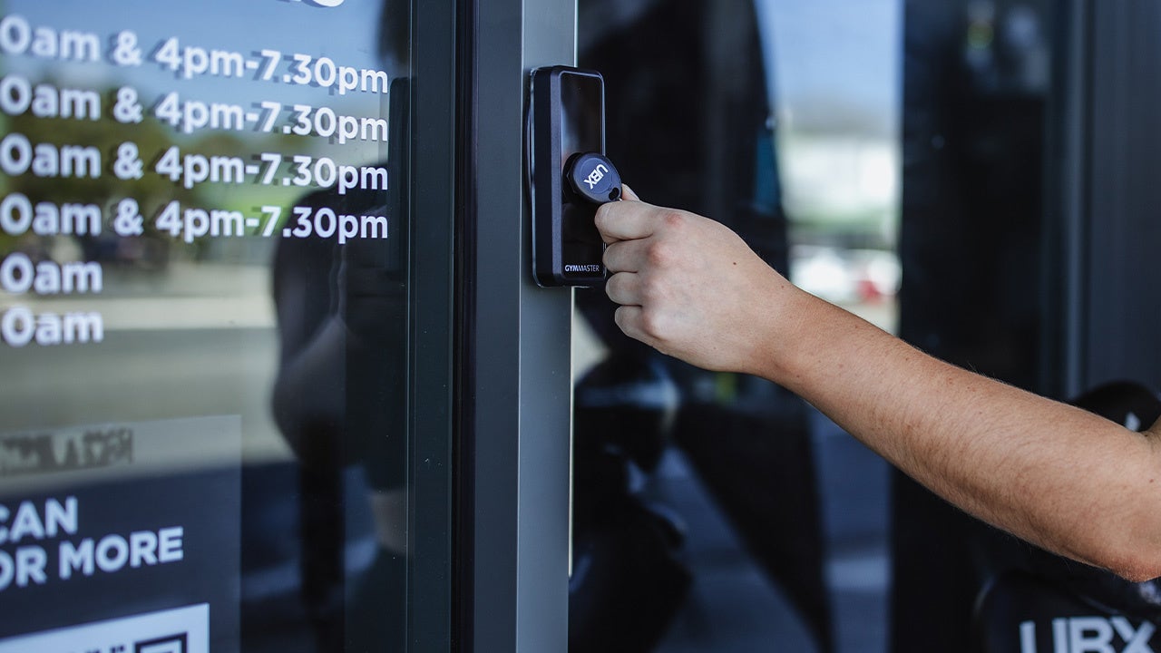 龍(REAL AKIBA BOYZ)、初のデジタル写真集『Swich On!』週プレ購入者限定生配信&豪華グッズ付きオンラインサイン会の開催が決定!