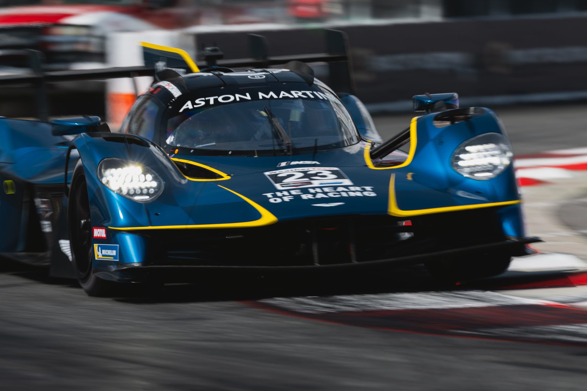 所沢市にバスケットボールを寄贈しました!~埼玉県内の学校へバスケットボールを寄贈する「WILD POWER PROJECT」〜