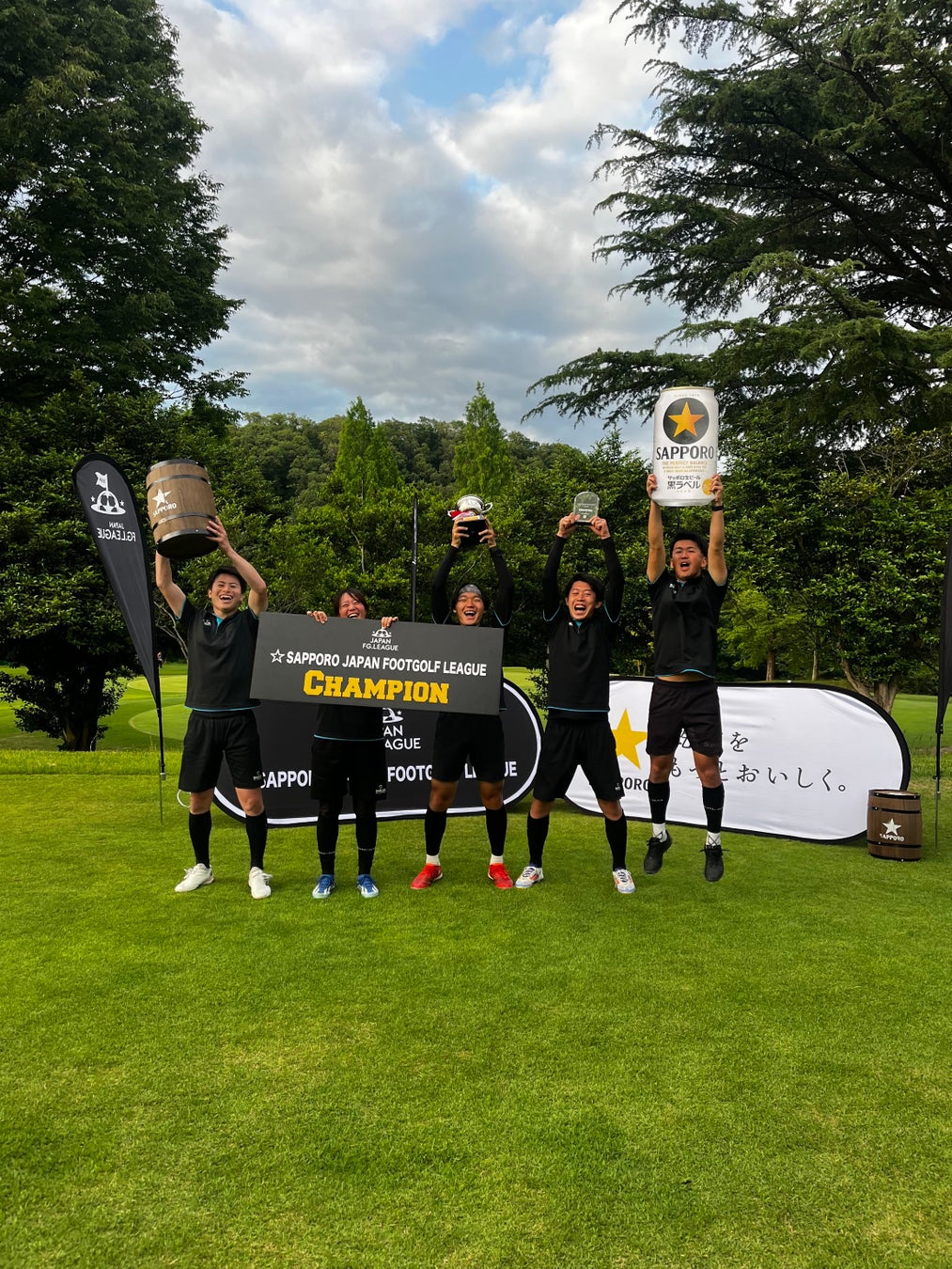 「淡路SA上下」にてヴィッセル神戸30周年記念パネル展「これからもトモニイコウ。」開催のお知らせ