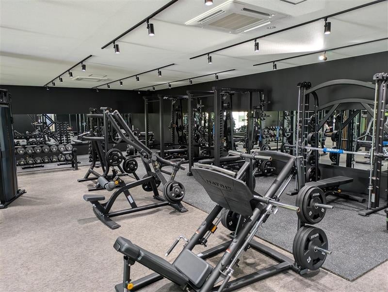 東京タワー屋上にピックルボールコート誕生!都市型スポーツの新名所に