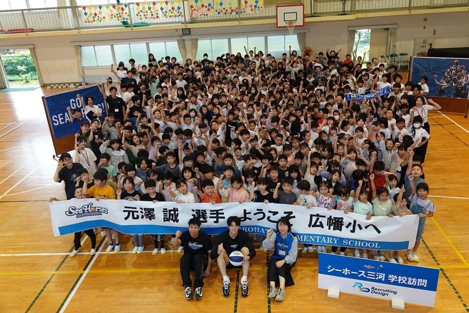 “空飛ぶレース機”が未来都市大阪・うめきたに出現!新時代のモータースポーツ「AIR RACE X」9月6日(土) 大阪に初上陸