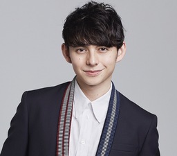 ヒュンメルがサッカーデンマーク女子代表EURO2025ユニフォームを発売！