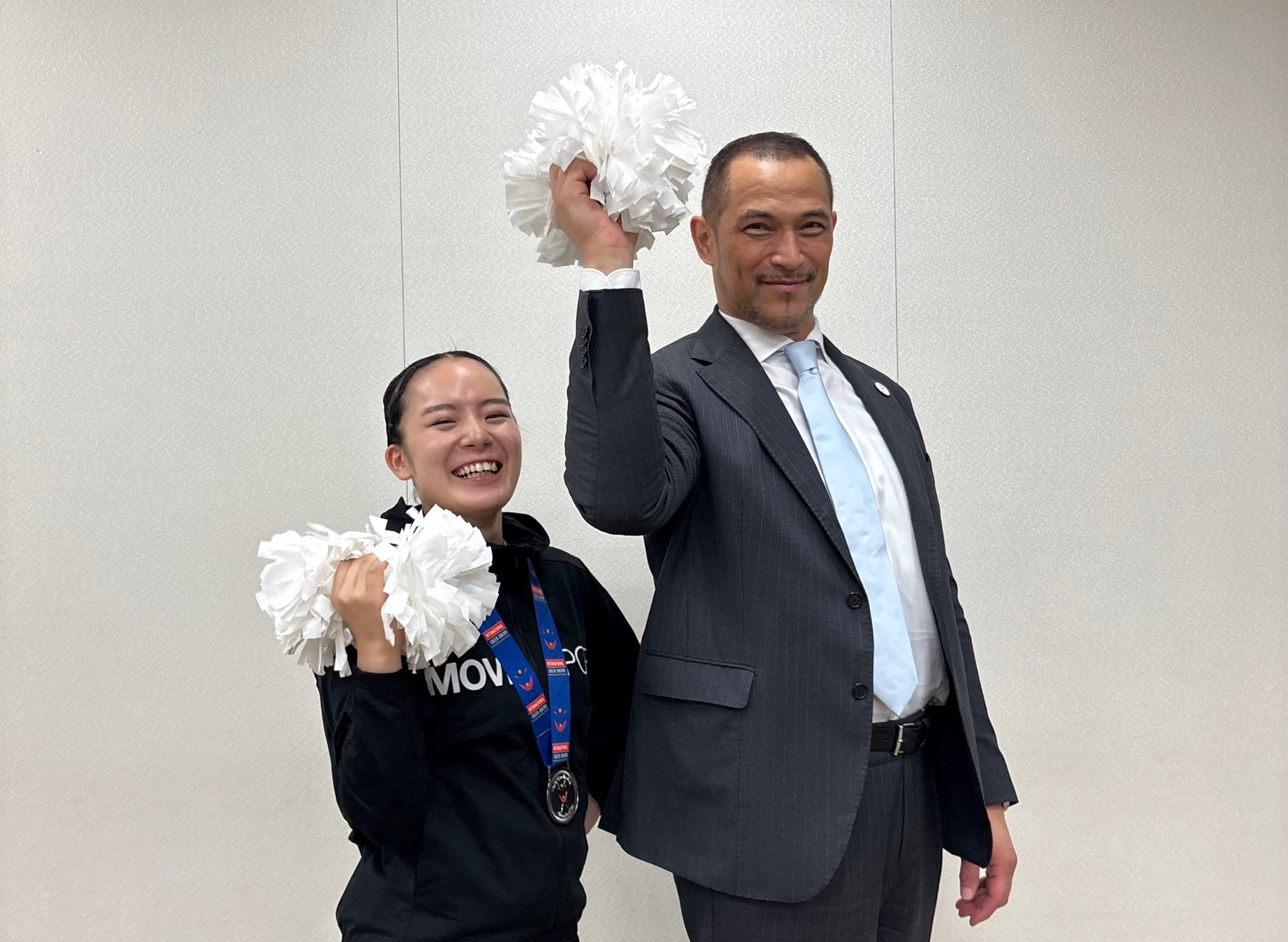 コールマン、『インスタントスワガー3P ダークルーム』を再発売