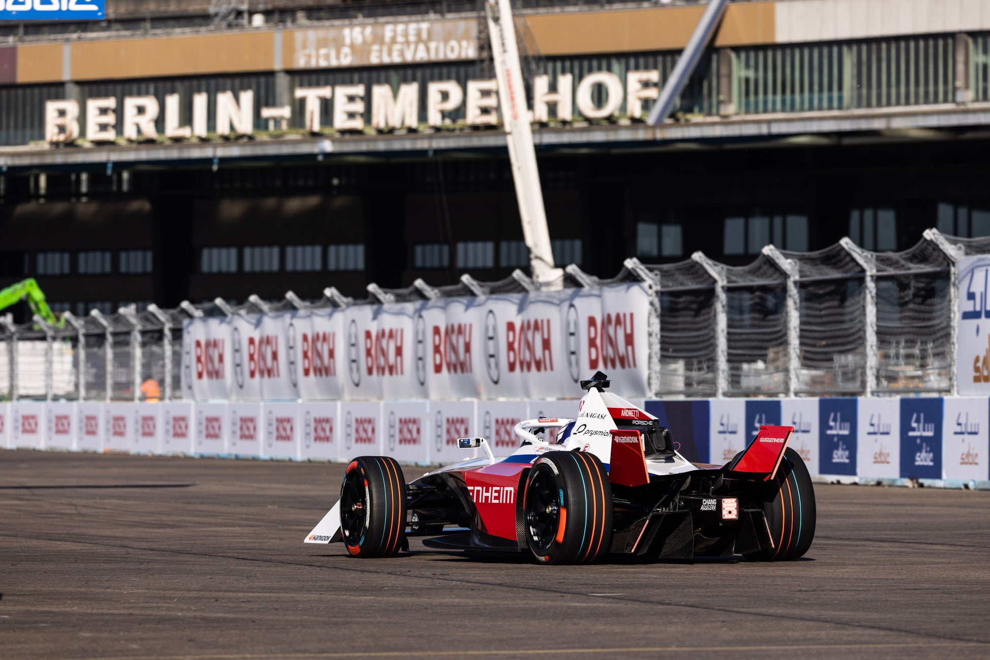 飛び込め、世界へ。岩隈久志氏が語る、挑戦する力とグローバルマインド ― 仙台市主催スタートアップイベント「DATERISE!2025」にてキーノート登壇 ―