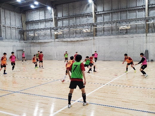 ファイティングイーグルス名古屋とSDGsパートナー契約を継続 ~キンコーズ・伏見店 地域とのつながりを生む店舗装飾~