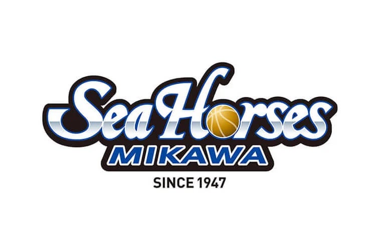 野球少年の熱い戦いを応援「エイジェックカップ　第56回日本少年野球選手権大会」の開会式で選手に熱中対策水を配布