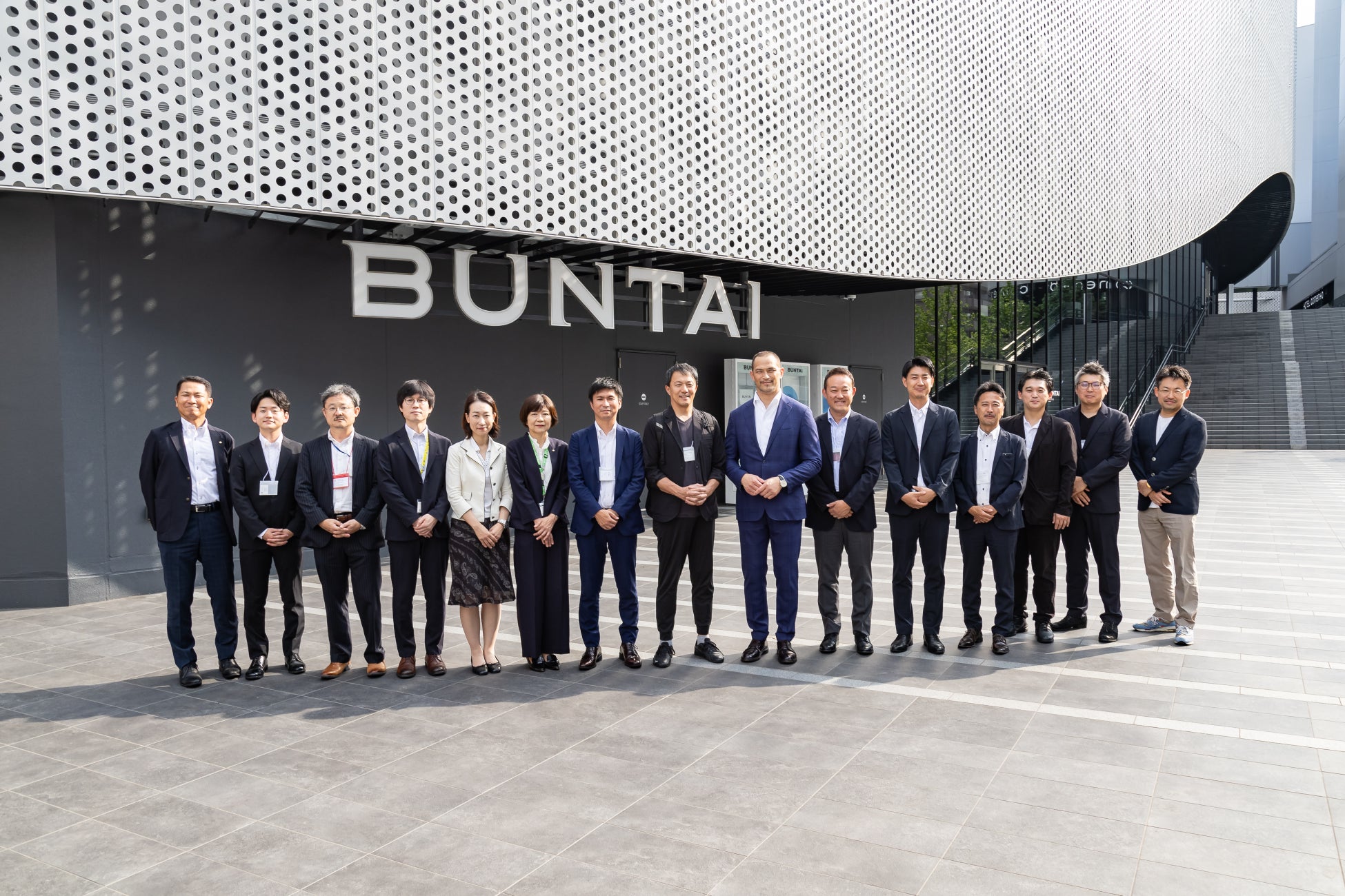 ゴルフ用弾道測定器のフライトスコープより、「Mevo」シリーズの最新モデル「Mevo Gen2」新発売。