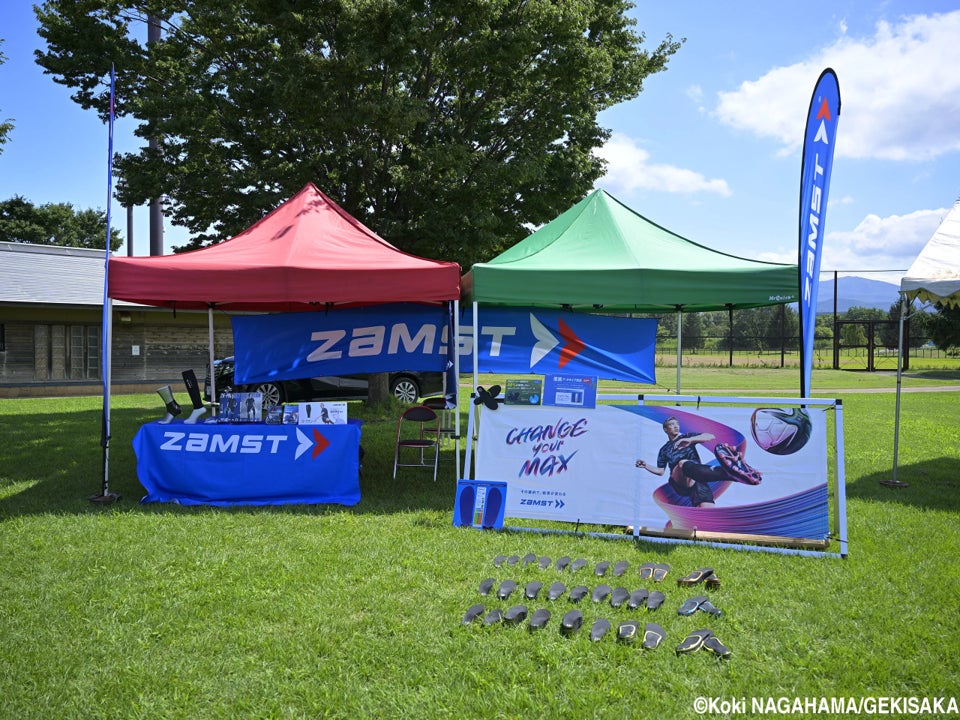 “1ミリでも足がブレたら返品可能!?”PUMA GOLF「パワーアセンド ニトロ」先行予約キャンペーン開催新作ゴルフシューズ、グリップ力を極めた「FLEX SPIKE」搭載モデルが登場！