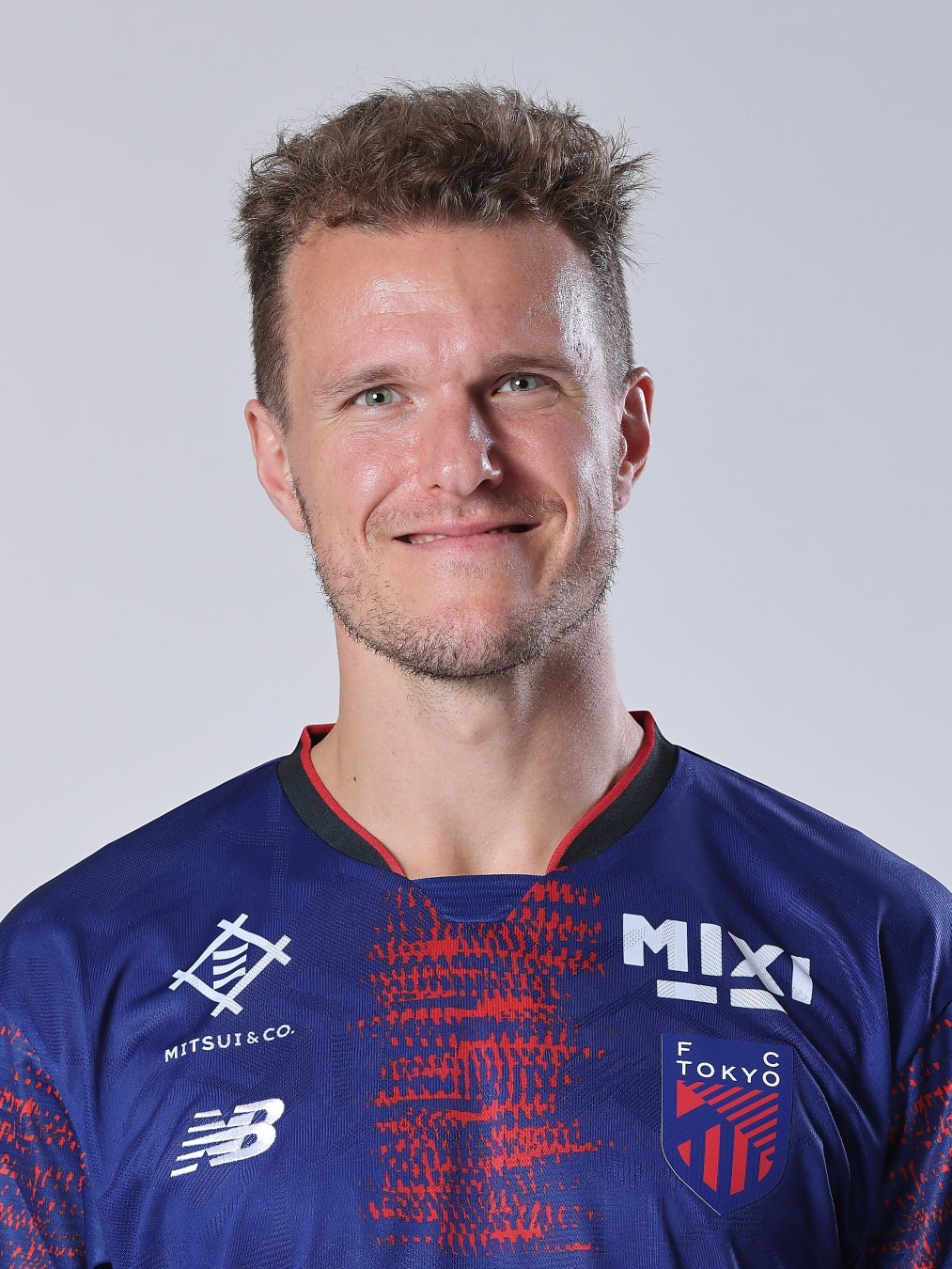 ZOZOTOWN20周年を記念し、BAPE®コラボの特別ユニフォームで冠協賛試合を開催