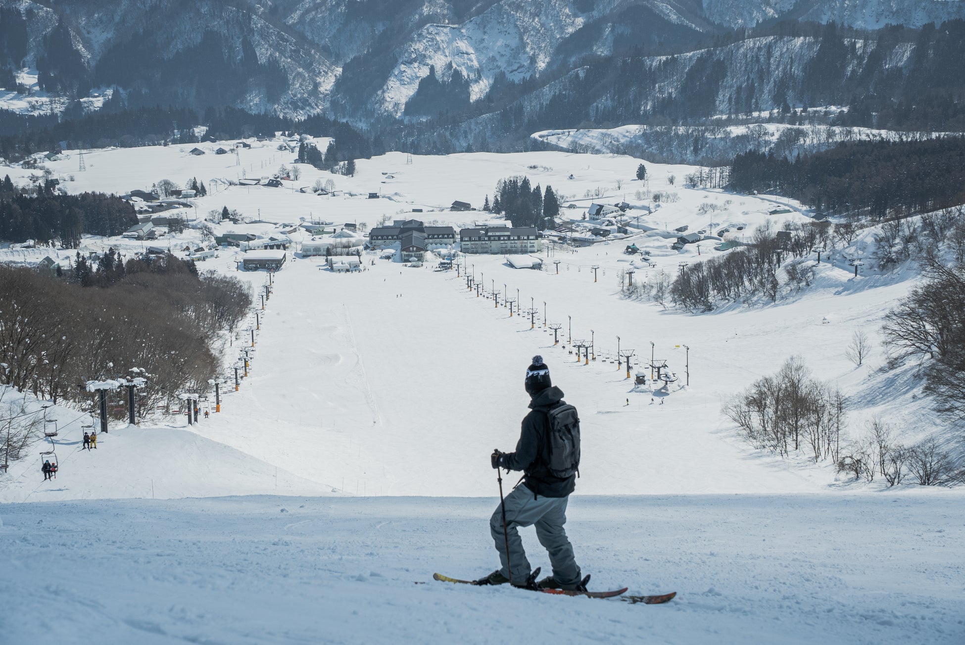 サングラスが苦手なゴルファー必見!「明るい偏光+調光」の“進化版ゴルフ特化サングラス”が初登場