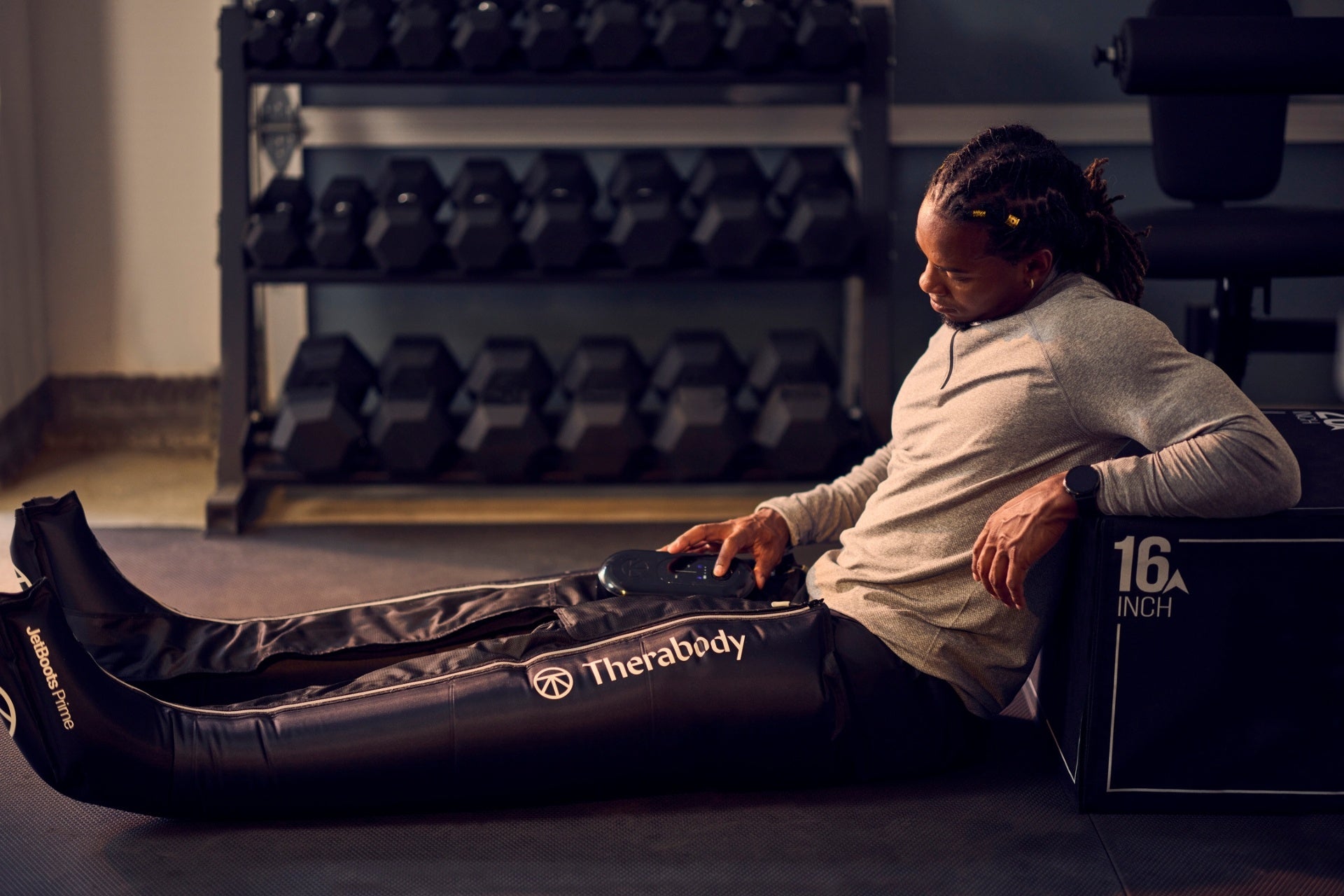 聴覚障がい者支援に繋げる手話シャツ販売のお知らせ