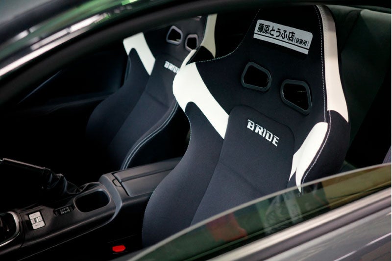 ブロンプトン創立50周年イベント「UNFOLD BROMPTON 50」を東京で開催