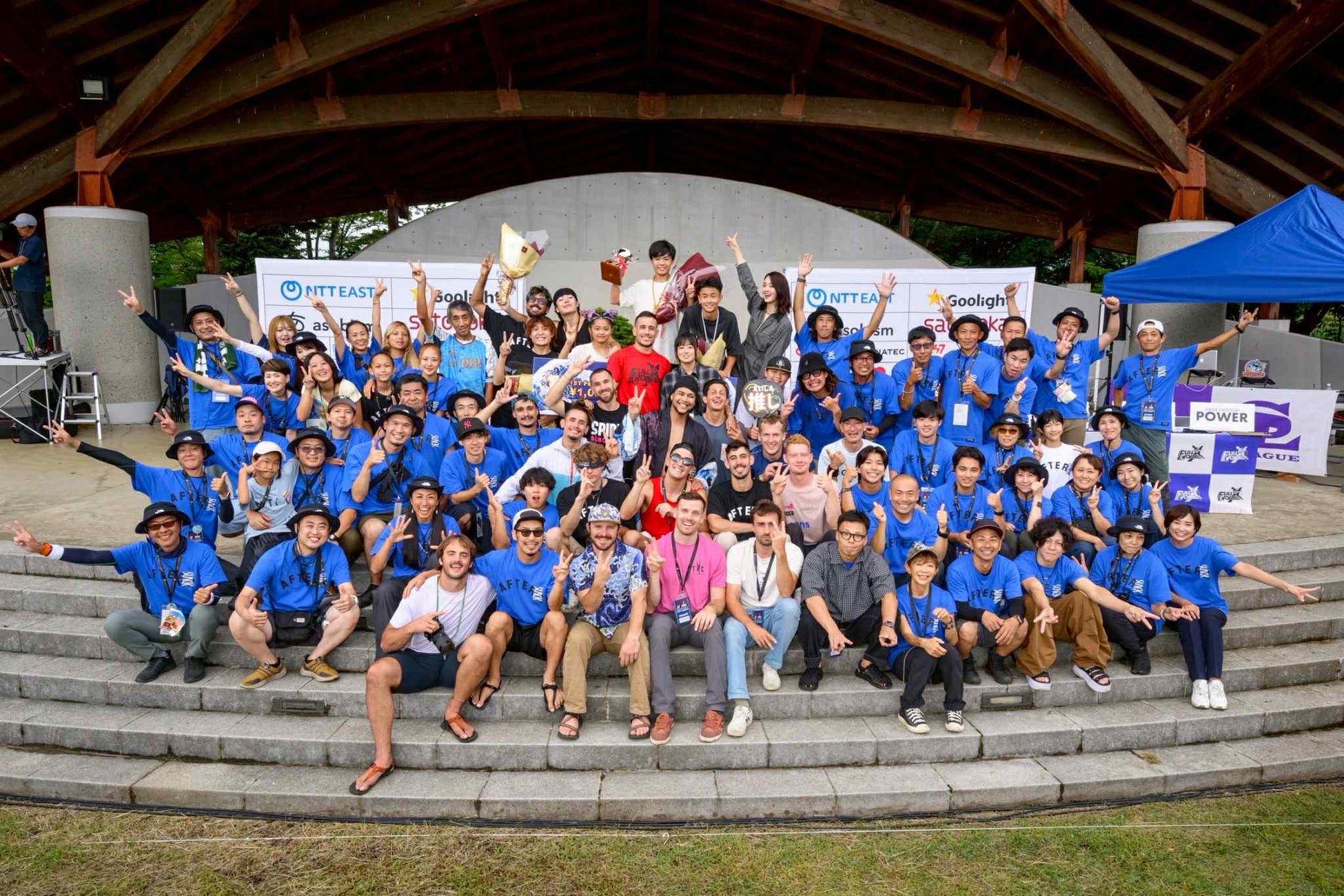 ゴルフウェアブランド「V12」がLEONと10周年記念コラボレーション